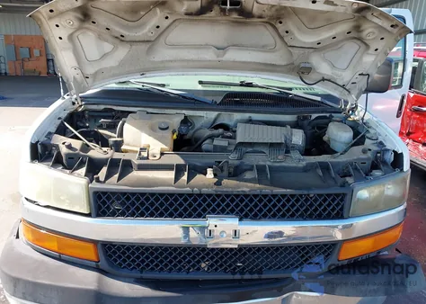 2005 Chevrolet Express G3500 z USA, uszkodzony, nr VIN 1GAHG39U751238671